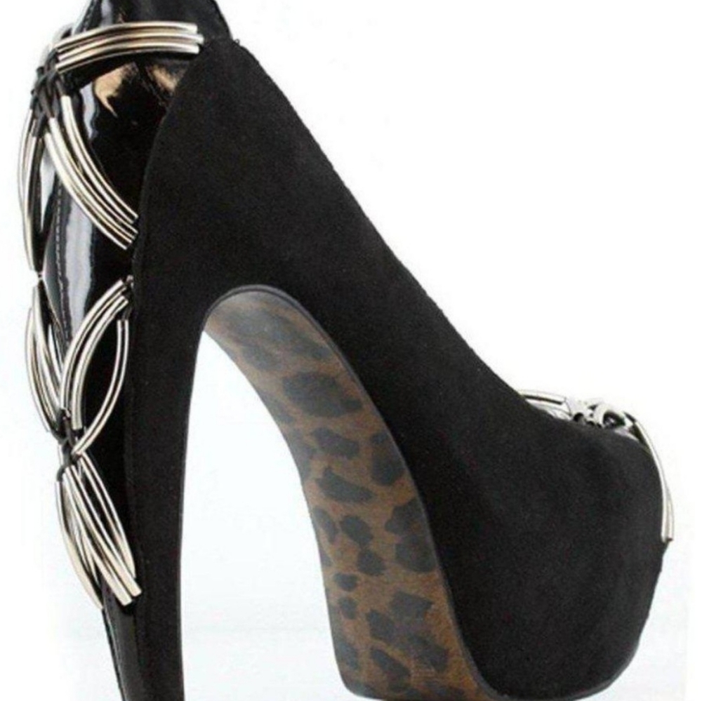 Bettie Page Cheryl 5" Velvet Pump